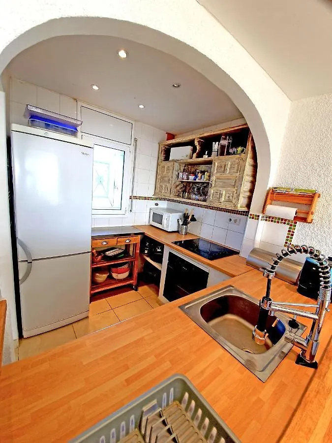 Apartment Stephane Roses Spain
